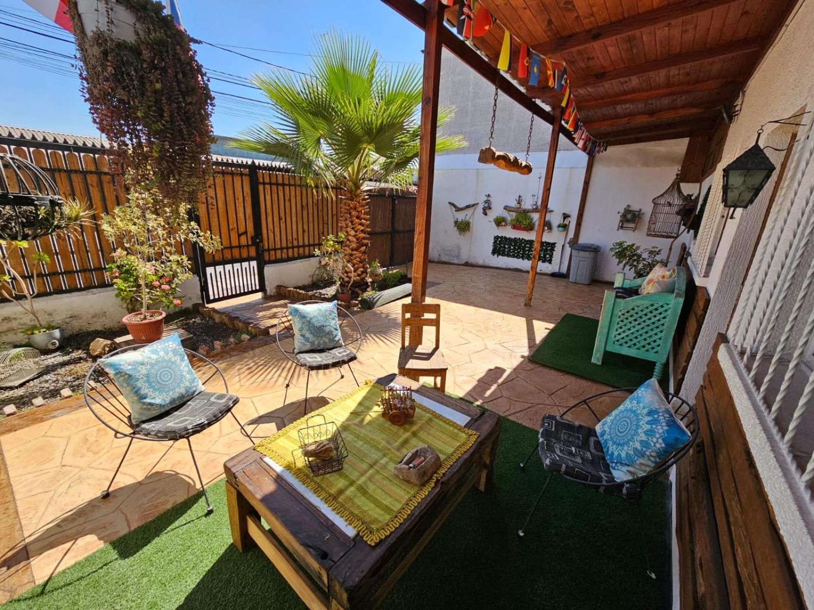 Hostal Sol Y Luna Santiago Exterior photo